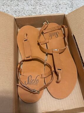 Sseko Tan Leather T-Strap Sandals for Women